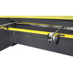 Cesoie a ghigliottina meccaniche CORMAK Q11-3x2050 | CORMAK