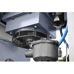 Compressore a vite con essiccatore, inverter e serbatoio 500L CORMAK THEOR 20 COMPACT 2000L/min 15kW