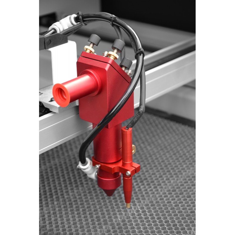 Laser CO₂ da incisione e taglio CORMAK LC9060D | CORMAK