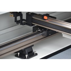 Laser CO₂ da incisione e taglio CORMAK LC1612ZD2 | CORMAK