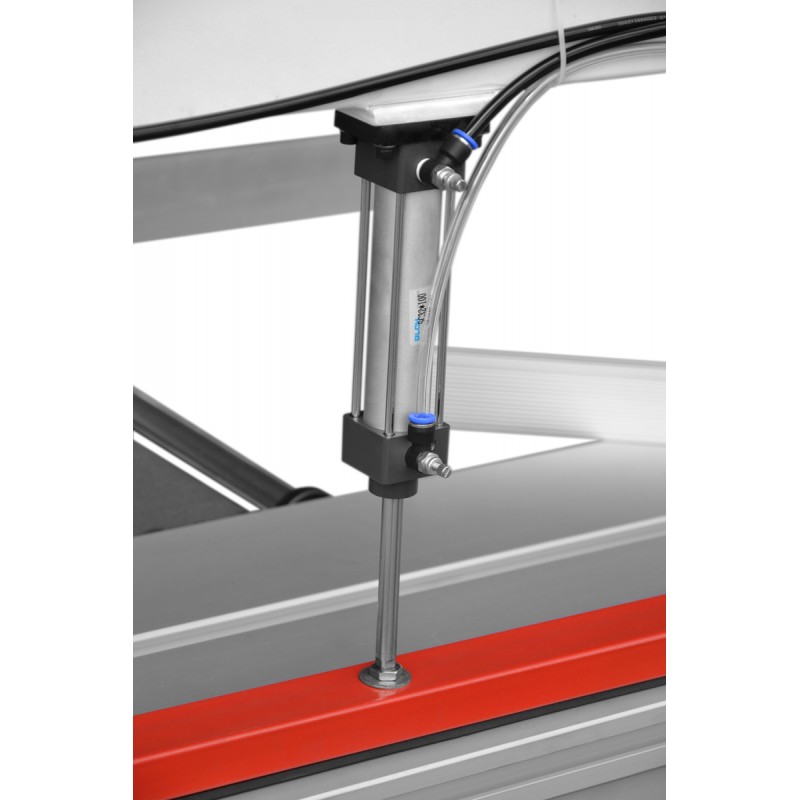 Pressore Pneumatico 3200mm per Sega a Formato | CORMAK