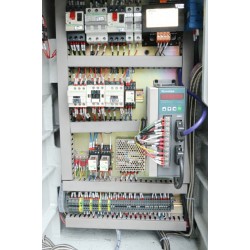 Frezarka uniwersalna UWF 110 SERVO