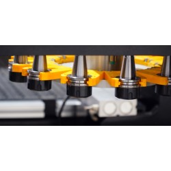 Centro di lavoro CNC CORMAK NST2131-16D con sistema di carico/scarico | CORMAK