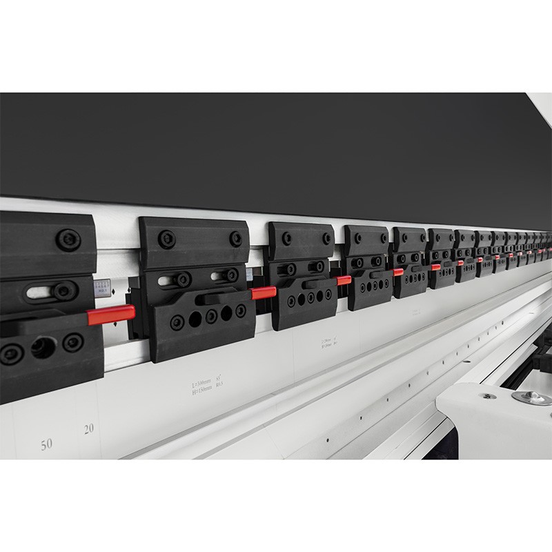 Pressa piegatrice CNC SERVO ELITE 125x2500 DA-58T | CORMAK