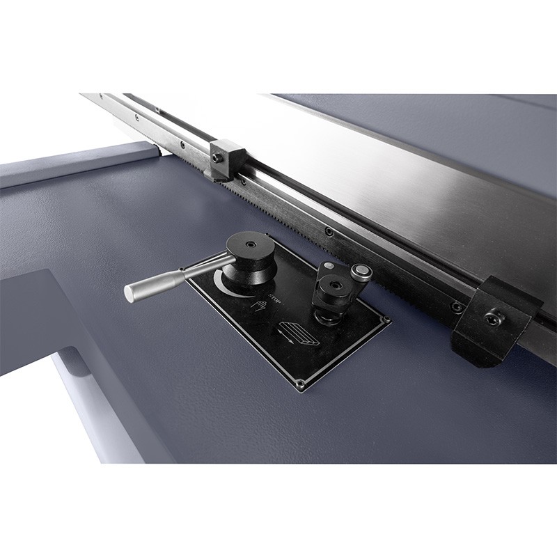 Rettificatrice per superfici CORMAK 300x1000 con tavola magnetica | CORMAK
