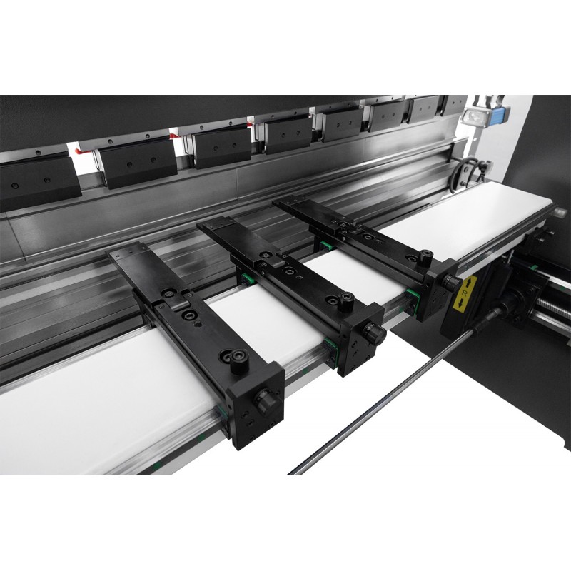Pressa piegatrice CORMAK CNC SERVO EURO PB 63x2000 | Produttore CORMAK