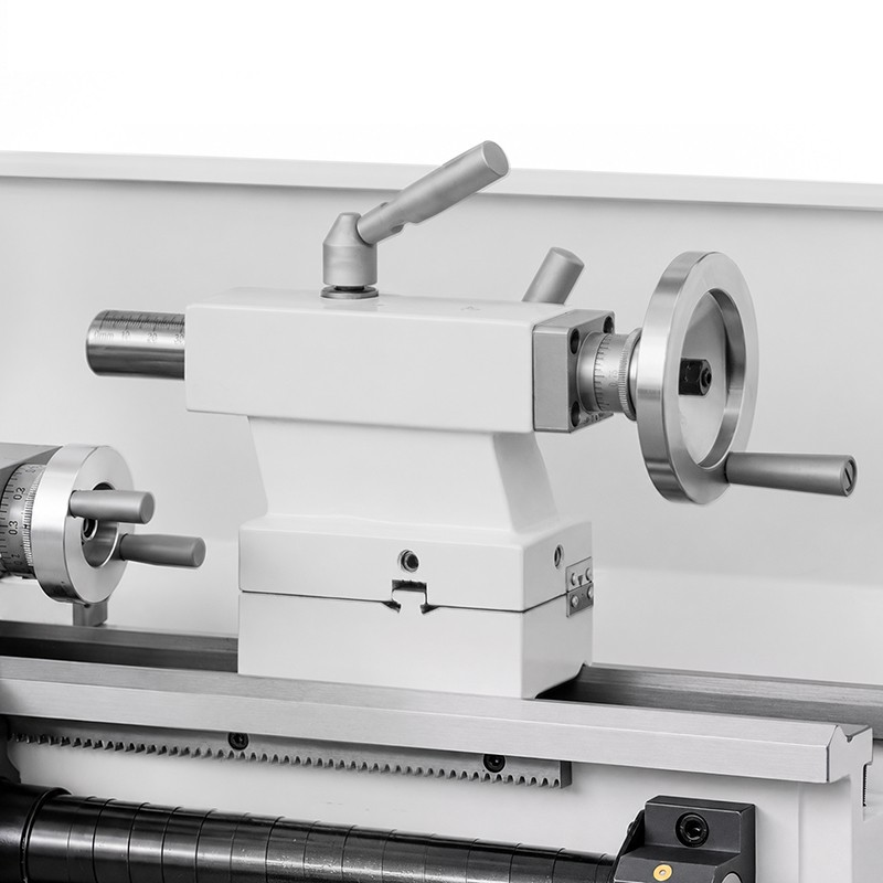 Tornio CORMAK TYTAN 210x400 VARIO + basamento | Produttore CORMAK