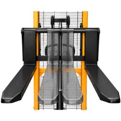 Impilatore manuale per pallet CORMAK WRHS 2016 con forche regolabili (portata 2.000kg, sollevamento 1.600mm)