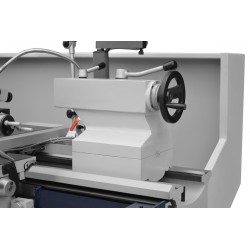 Tornio universale CORMAK 500x1000/65 con utensili e contropunta | CORMAK